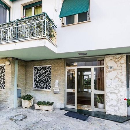 Grazioso Appartamentino A Due Passi Dalla Pista Ciclabile Con Giardino E Garage San Remo Exterior foto